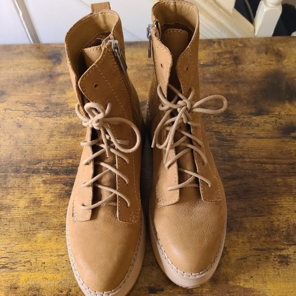Dolce Vita || Adyson Boots size 7